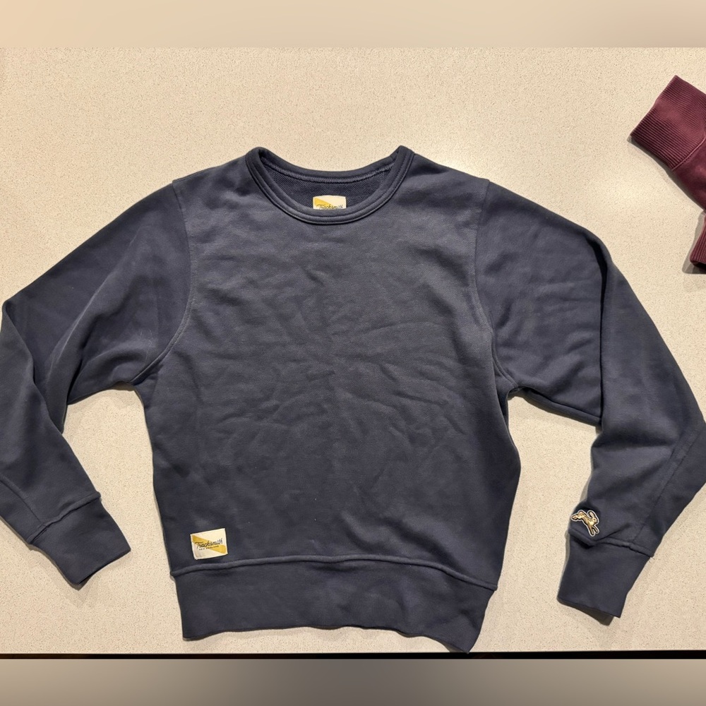 EUC Tracksmith navy mid weight crew XS